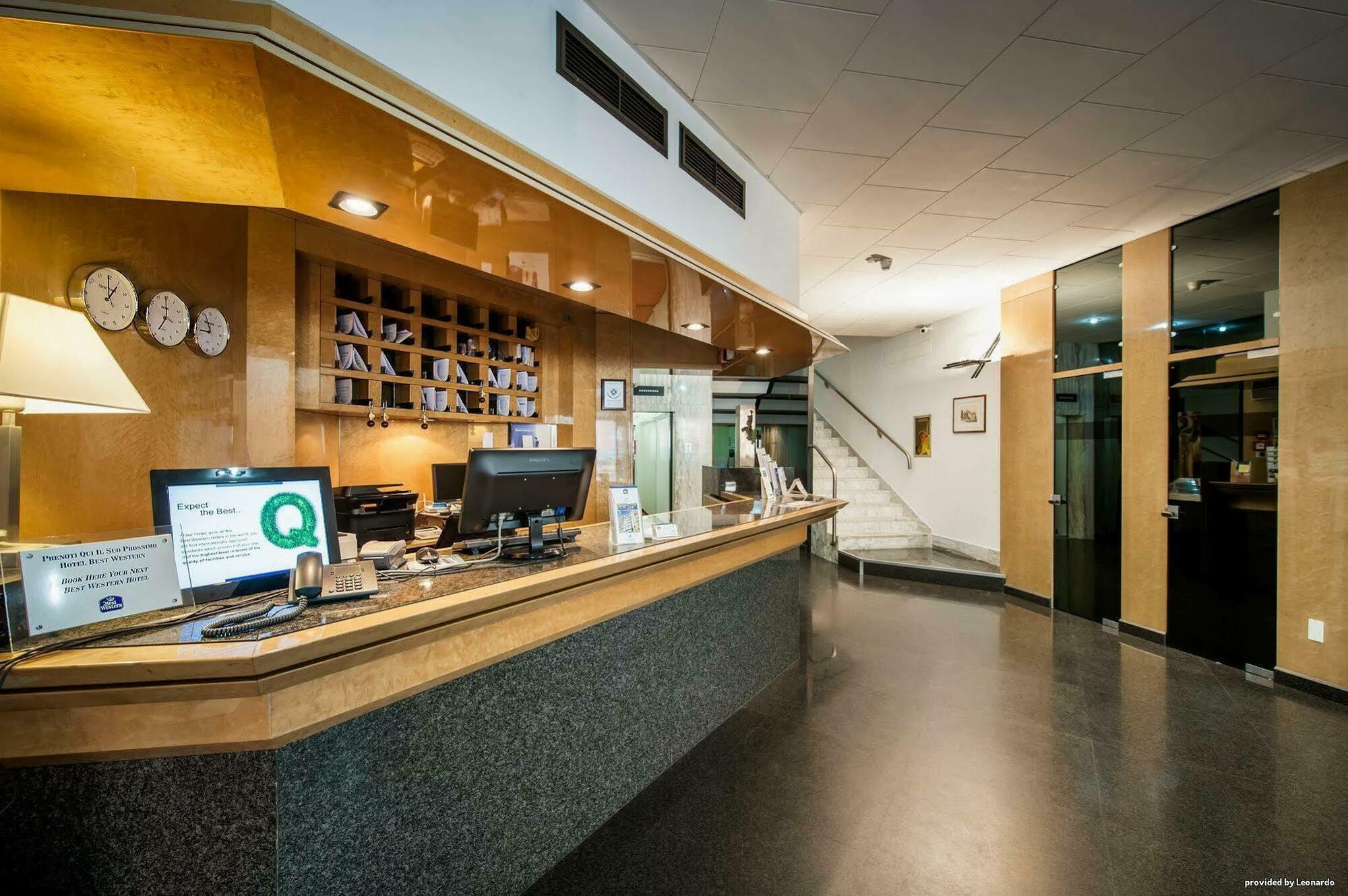 Executive Business Hotel Bari Luaran gambar