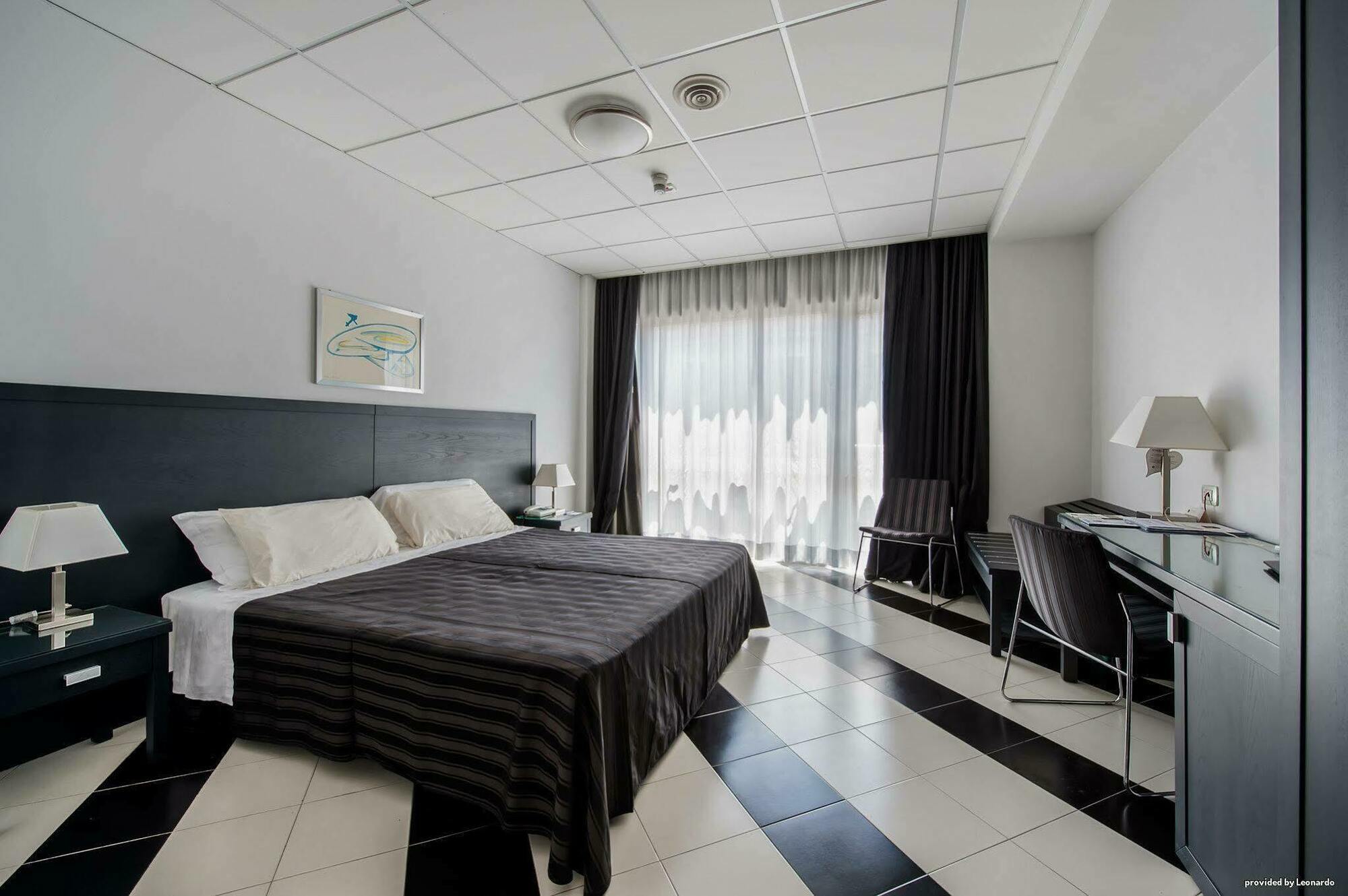 Executive Business Hotel Bari Luaran gambar