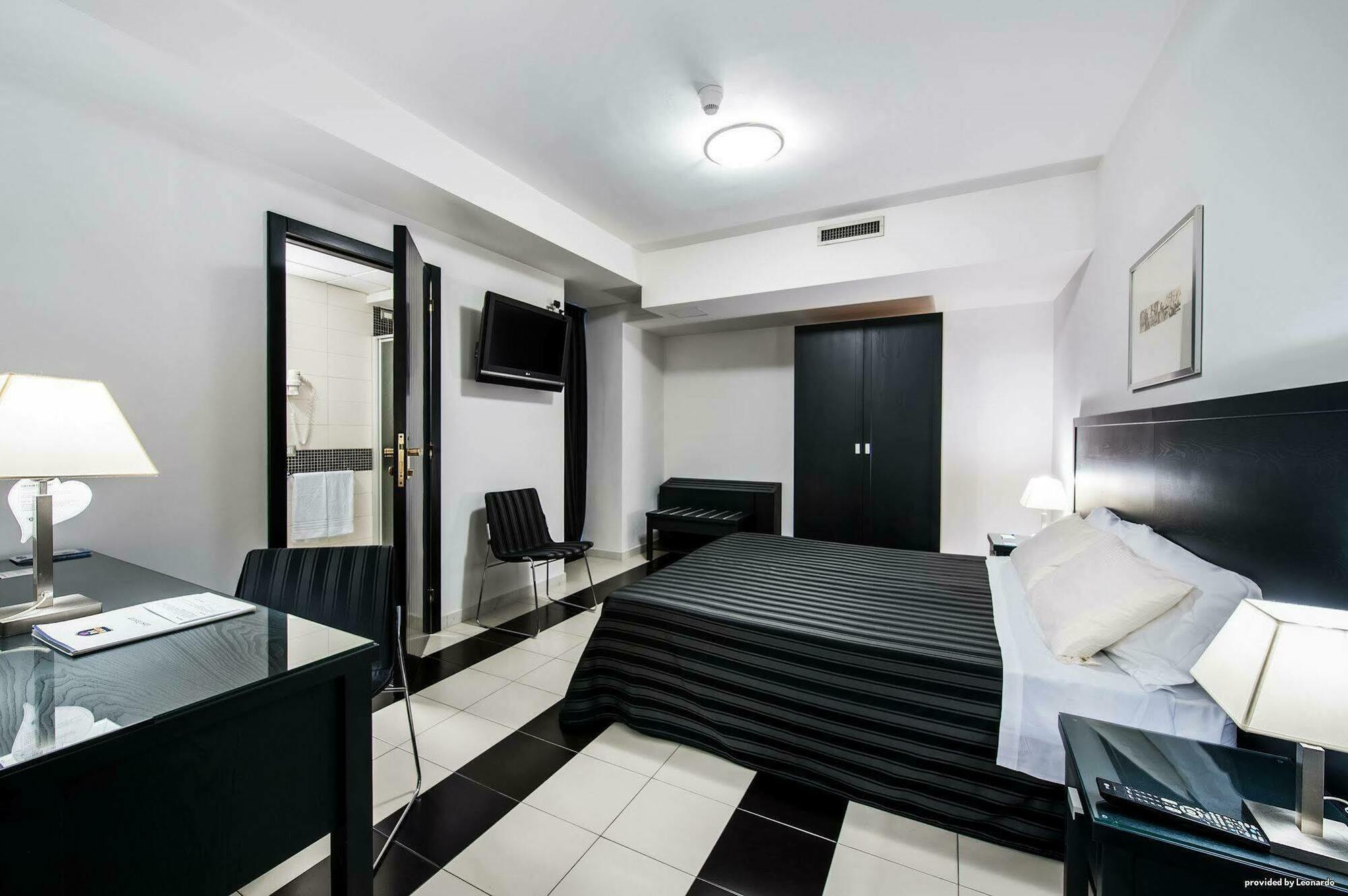 Executive Business Hotel Bari Luaran gambar