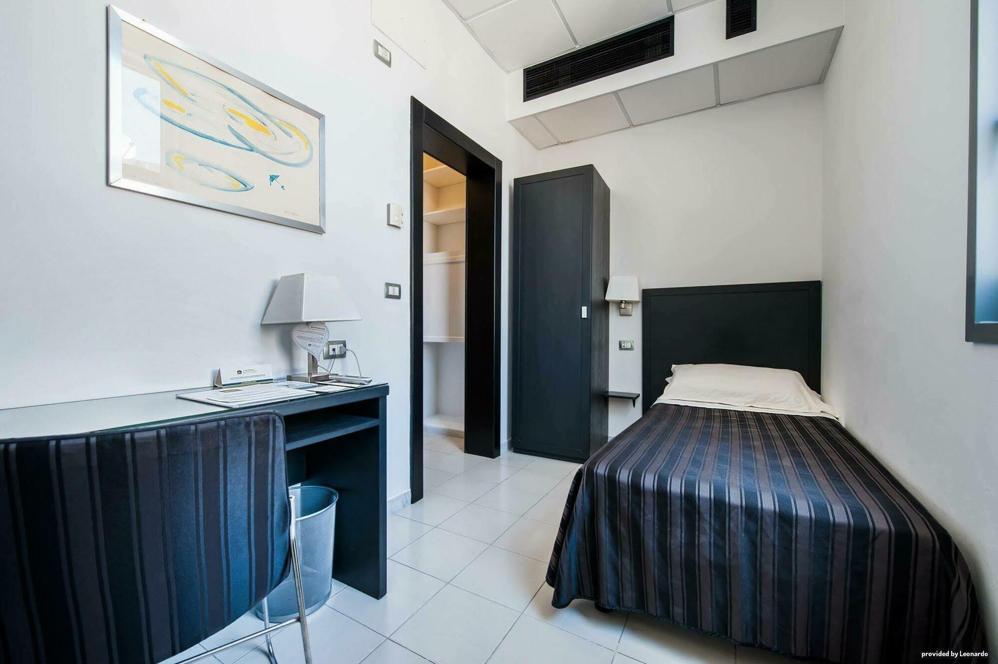 Executive Business Hotel Bari Luaran gambar